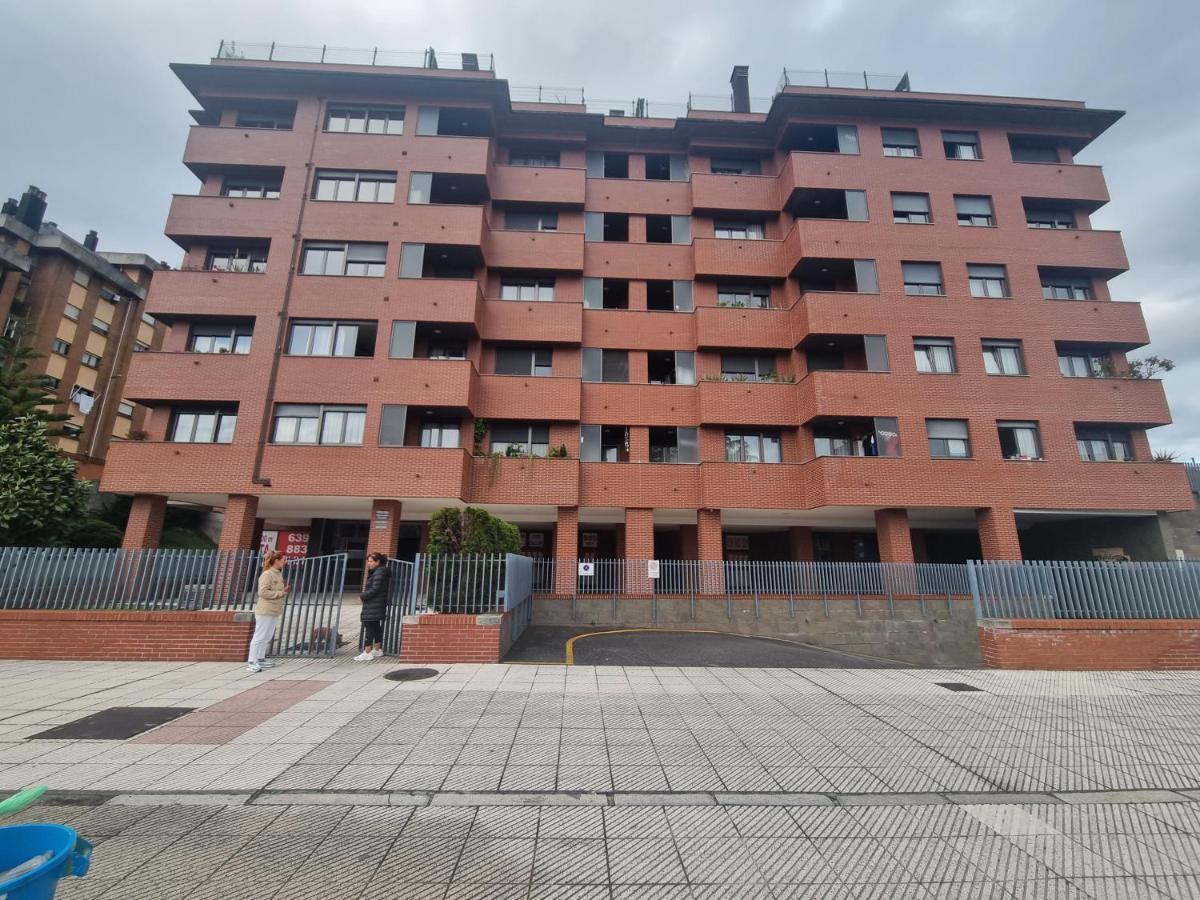 Apartamento Piso Zona Hospital 6 Personas Oviedo Exterior foto