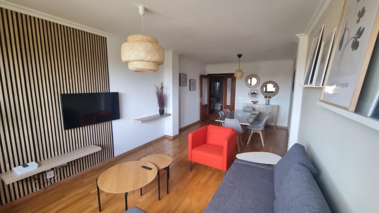 Apartamento Piso Zona Hospital 6 Personas Oviedo Exterior foto